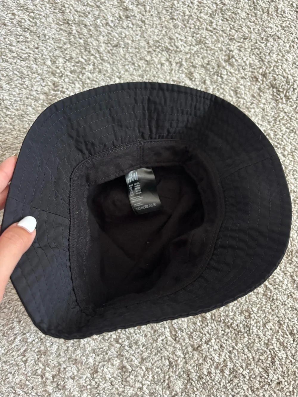 kids black bucket hat